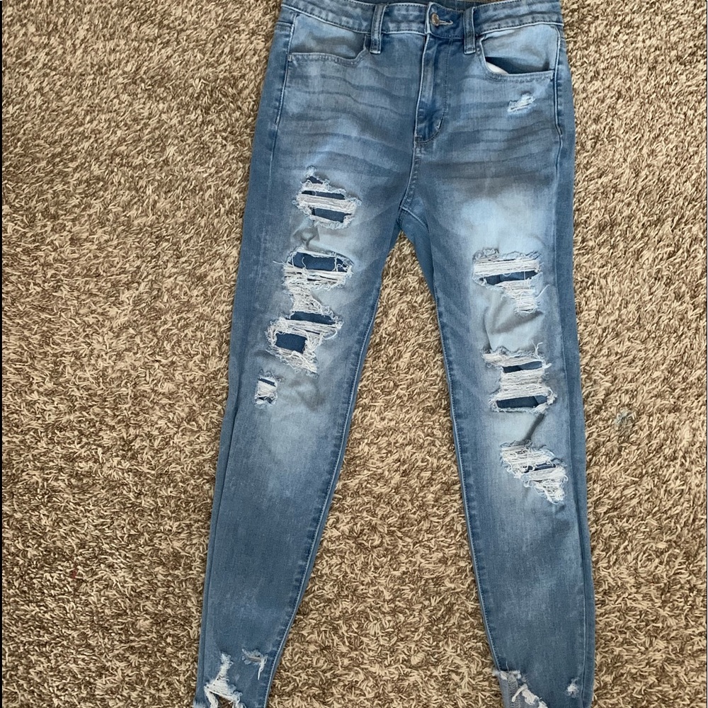 American Eagle 360 Jeans.